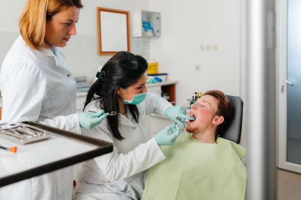 Best Broken or Cracked Tooth Emergency Dentist in Edwards, CO